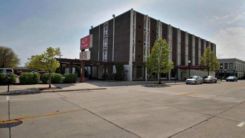Wingate By Wyndham Sheboygan Hotel Exterior photo